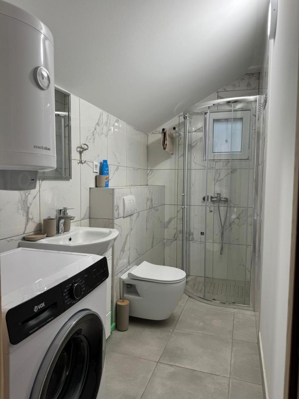 Apartmani Dada Kotor Zewnętrze zdjęcie