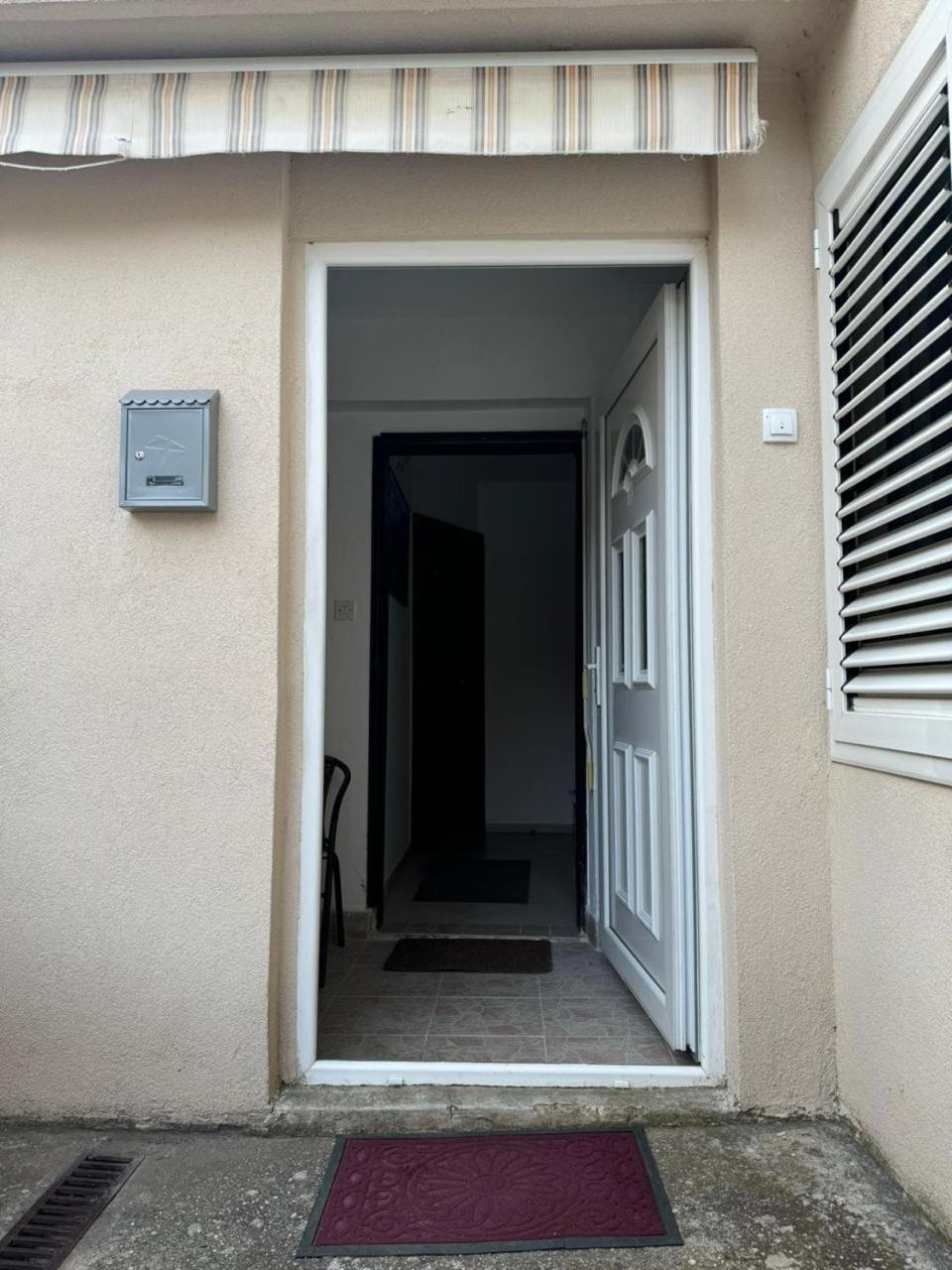 Apartmani Dada Kotor Zewnętrze zdjęcie