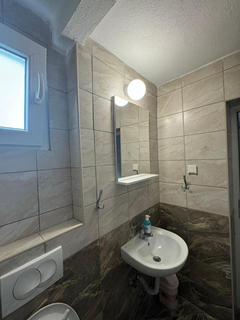 Apartmani Dada Kotor Zewnętrze zdjęcie