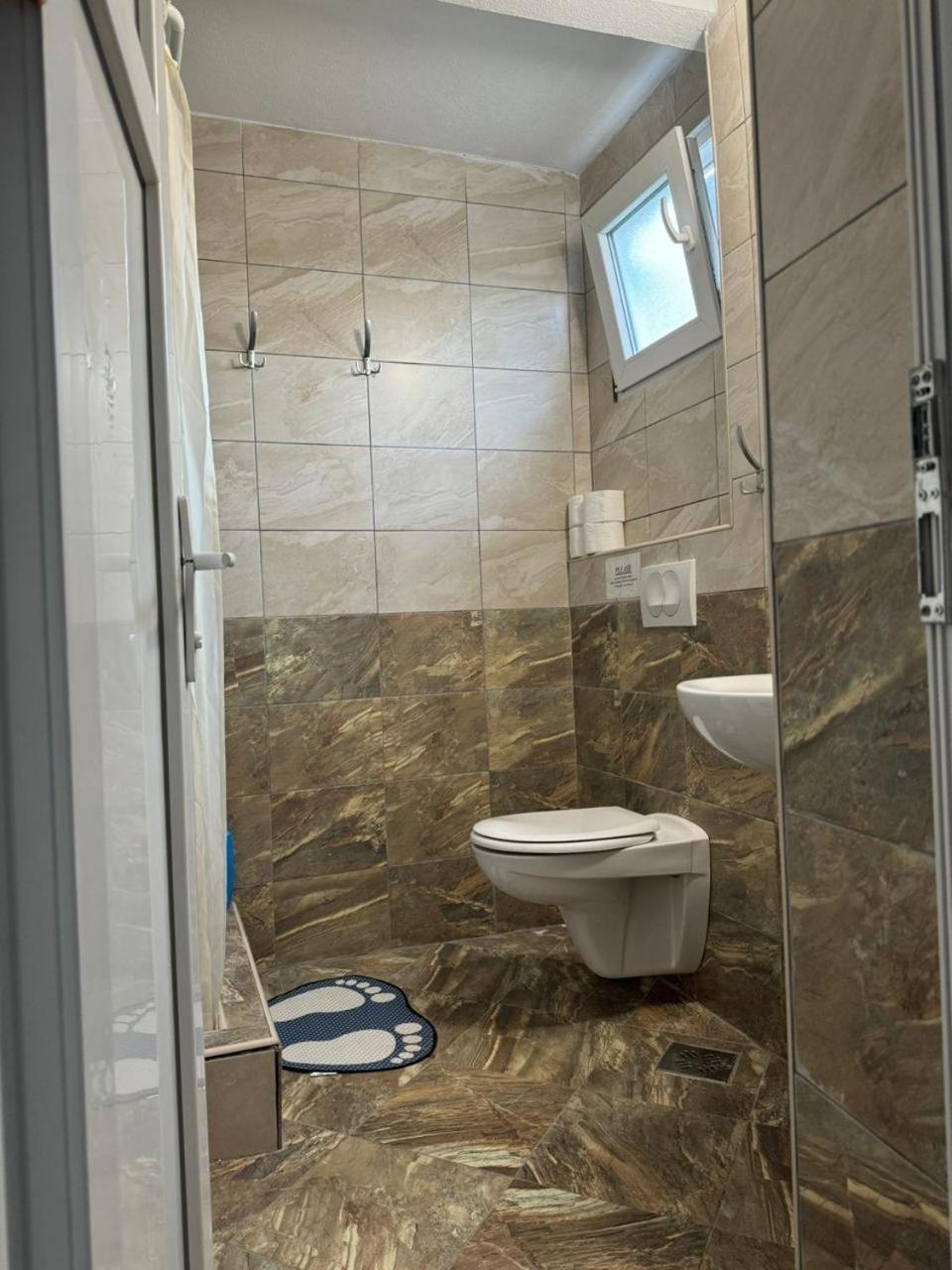 Apartmani Dada Kotor Zewnętrze zdjęcie