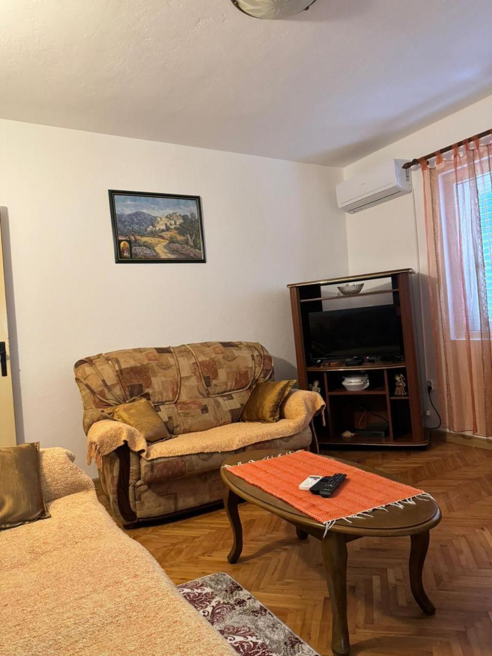 Apartmani Dada Kotor Zewnętrze zdjęcie